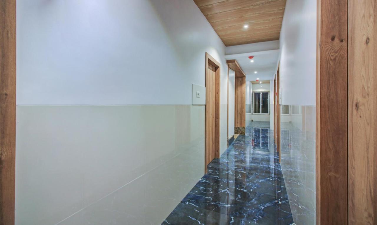 Hotel Aarush Inn Navi Mumbai Exterior photo